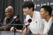 杨毅：如果能给杨瀚森在NBA挑教练，我希望是比卢普斯没出事