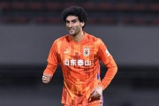 博鱼电竞-费莱尼提前复出预热12.19 郝伟：盼与队友更好磨合
