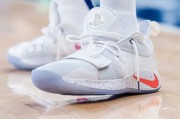 博鱼-乔治穿着PG2.5，得到15分5篮板3助攻2抢断